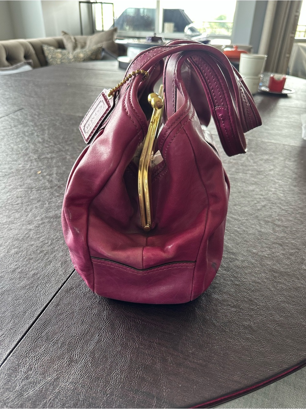 Coach Magenta Leather Kiss-Lock Satchel with Gold Hardware - Picture 3 of 7
